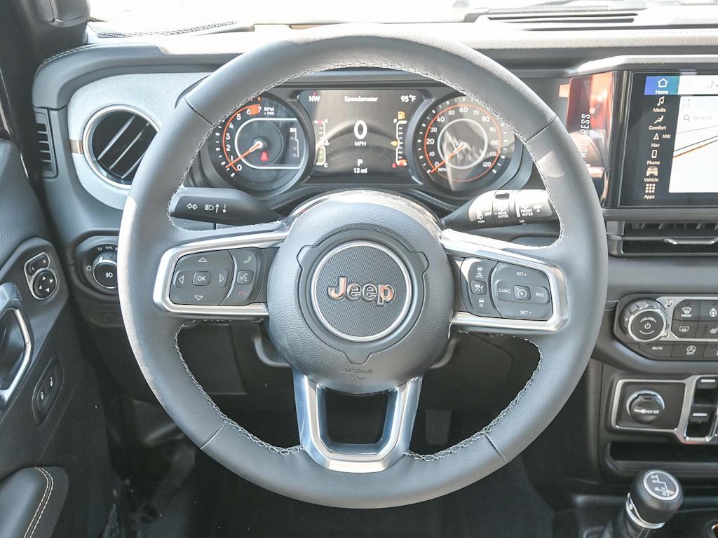 Thumbnail: 2025 Jeep Wrangler - 9