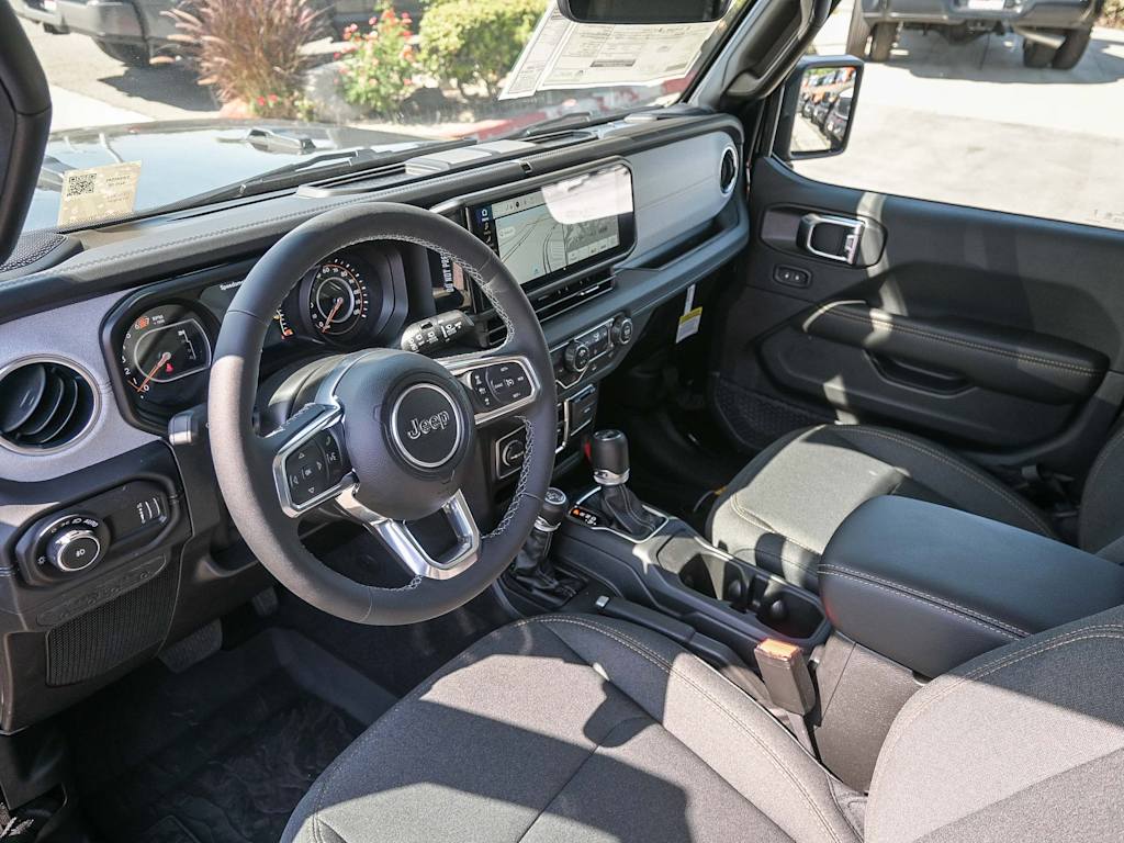 Thumbnail: 2025 Jeep Wrangler - 2