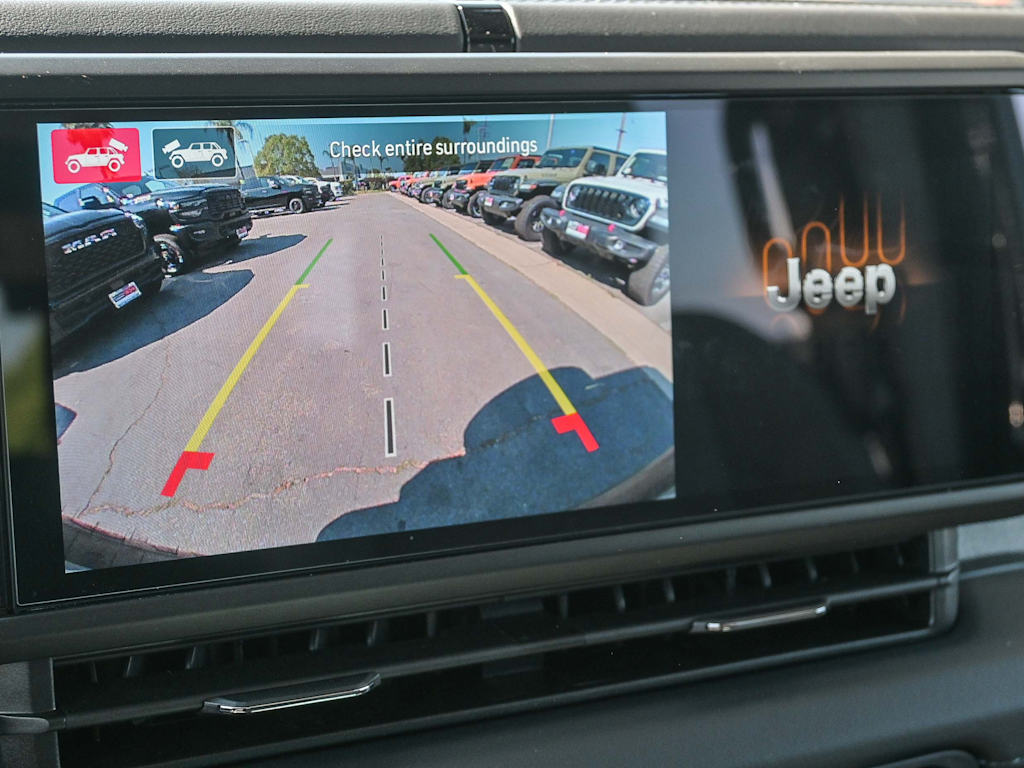 Thumbnail: 2025 Jeep Wrangler - 34