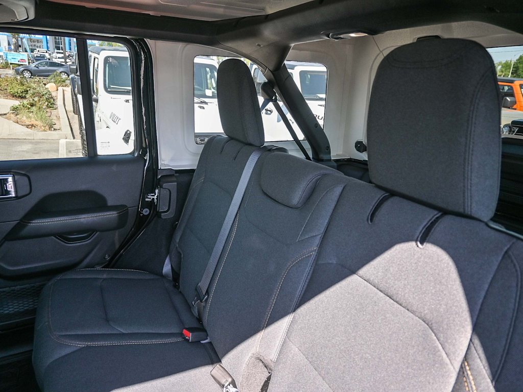 Thumbnail: 2025 Jeep Wrangler - 28