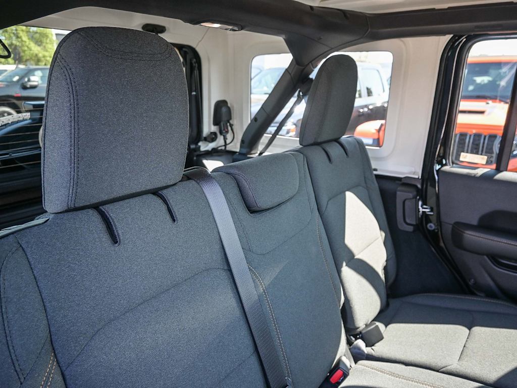 Thumbnail: 2025 Jeep Wrangler - 10