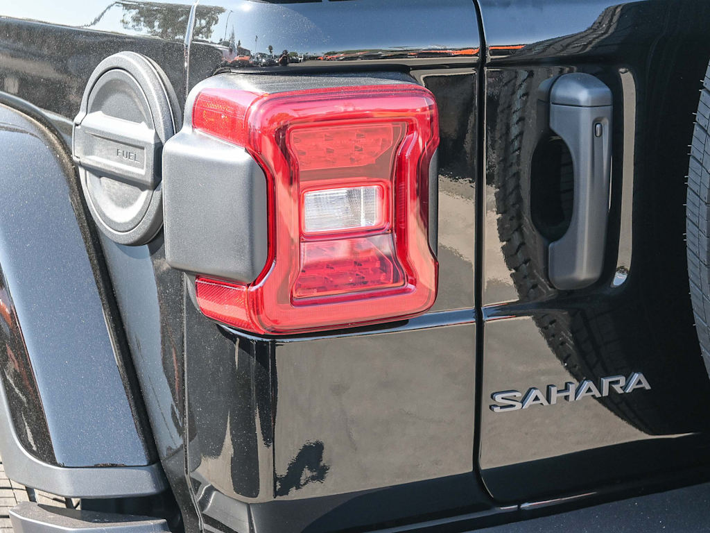 Thumbnail: 2025 Jeep Wrangler - 22