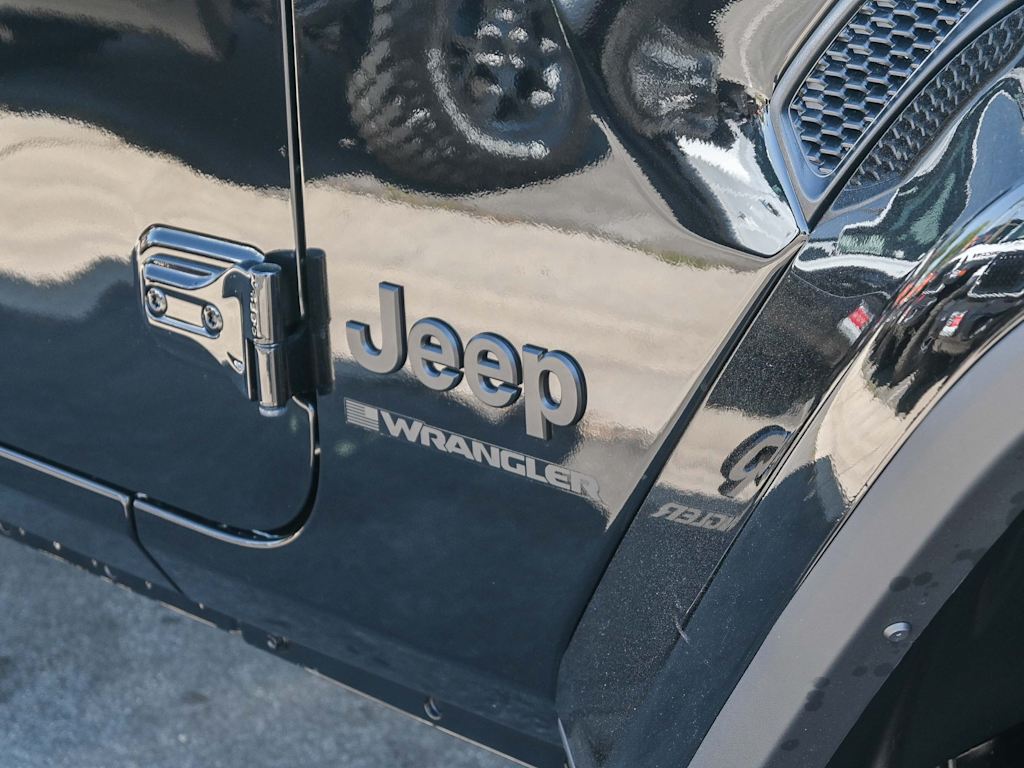 Thumbnail: 2025 Jeep Wrangler - 6