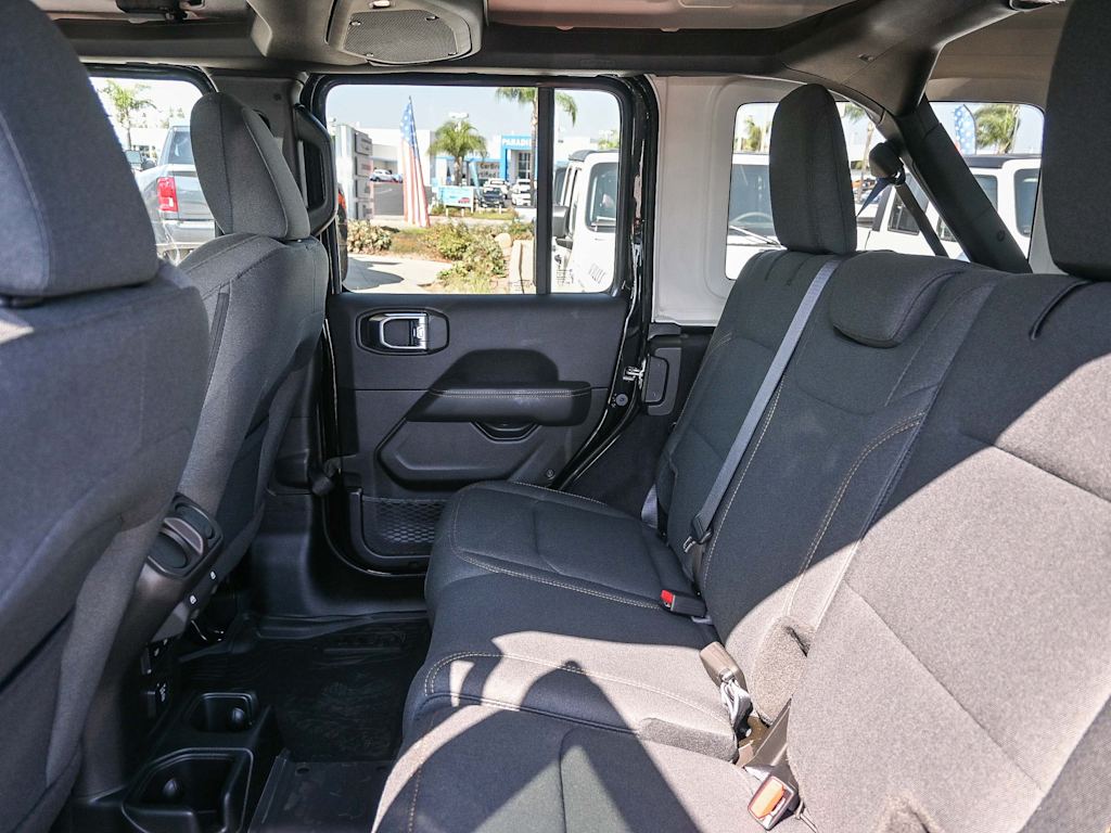 Thumbnail: 2025 Jeep Wrangler - 27