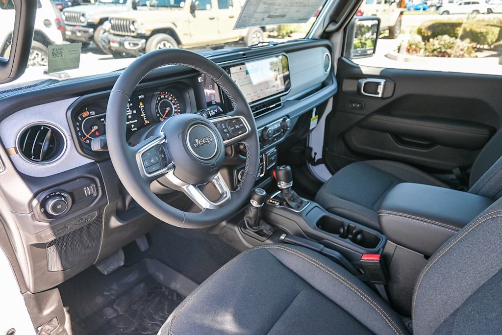 Thumbnail: 2025 Jeep Wrangler - 2