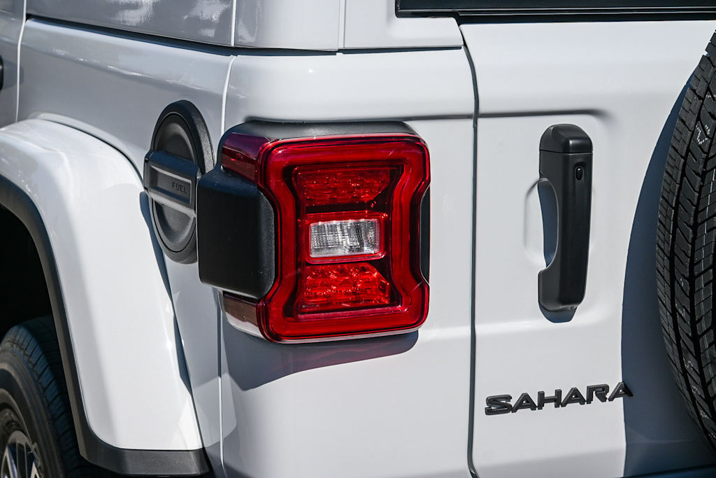 Thumbnail: 2025 Jeep Wrangler - 22