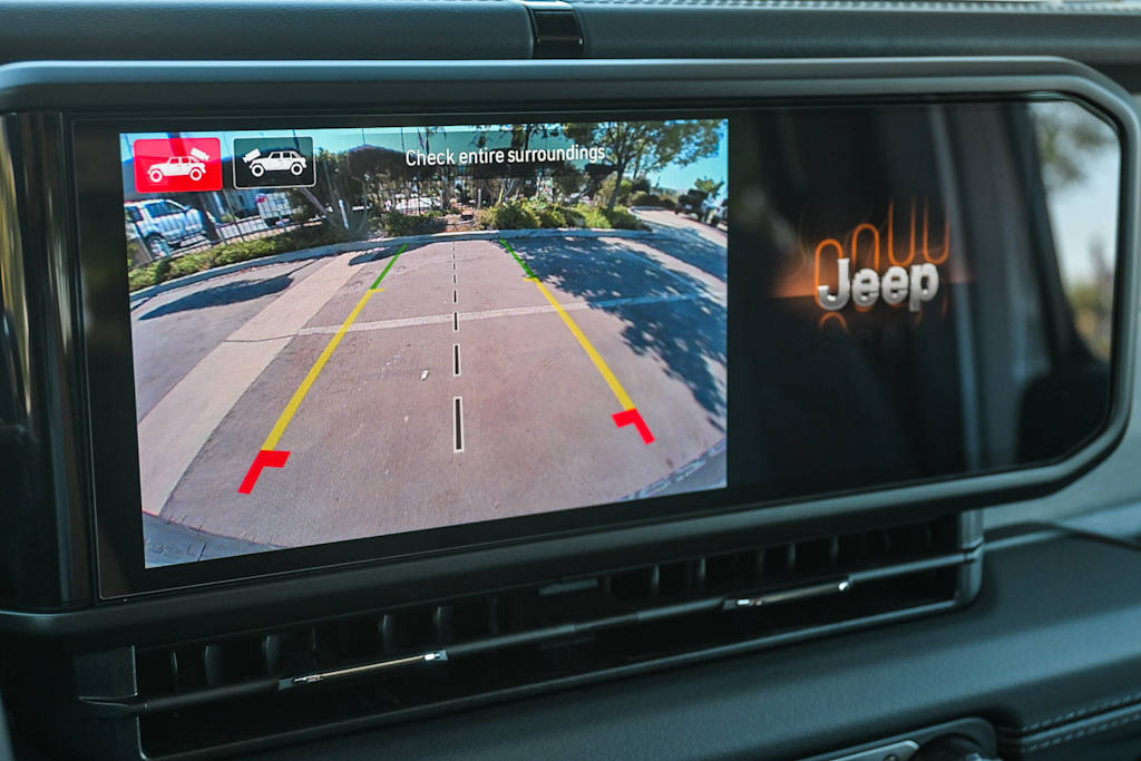 Thumbnail: 2025 Jeep Wrangler - 34