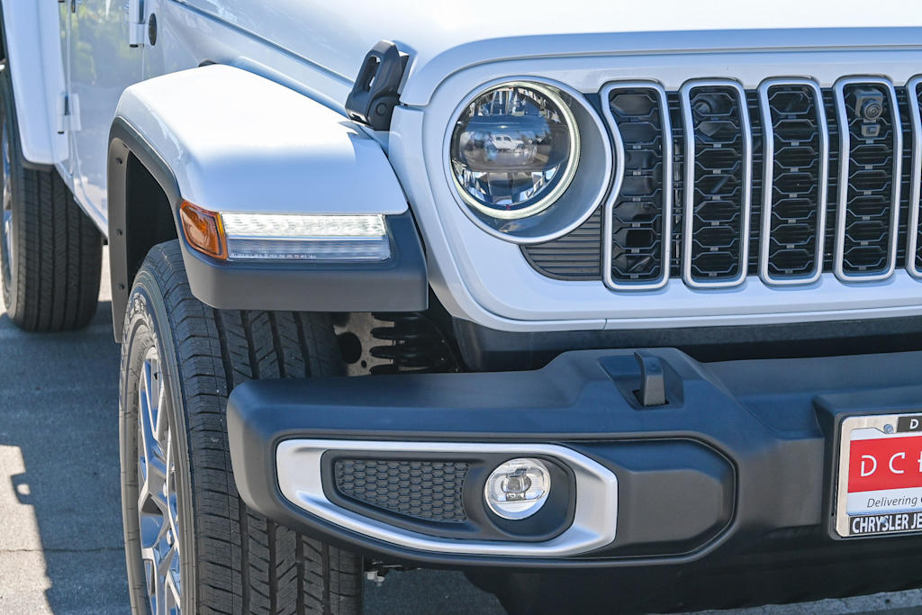 Thumbnail: 2025 Jeep Wrangler - 24