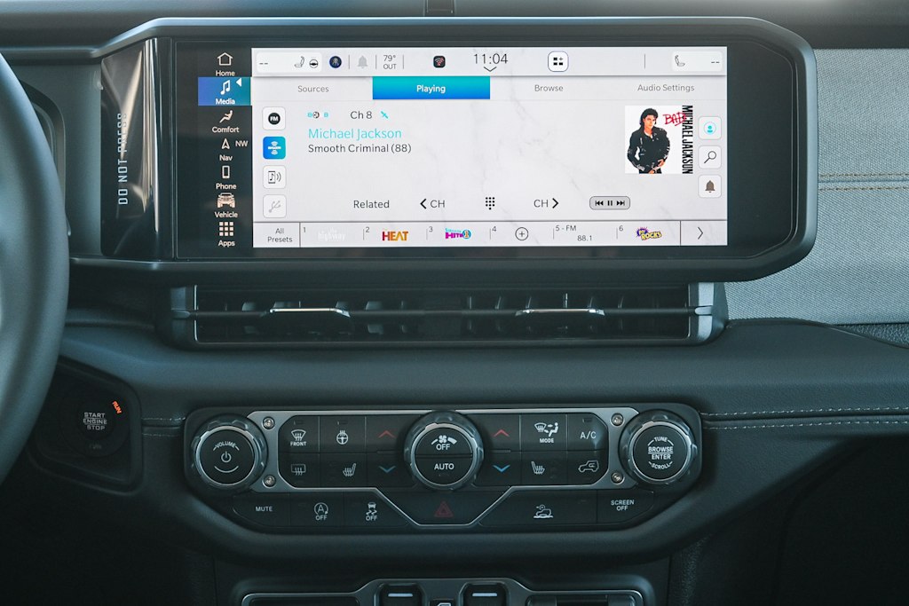 Thumbnail: 2025 Jeep Wrangler - 15