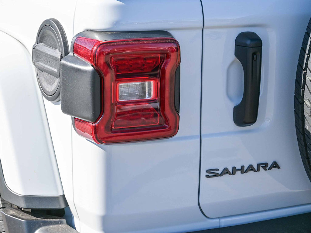 Thumbnail: 2025 Jeep Wrangler - 22