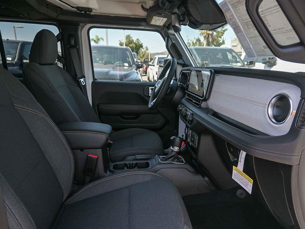 Thumbnail: 2025 Jeep Wrangler - 10