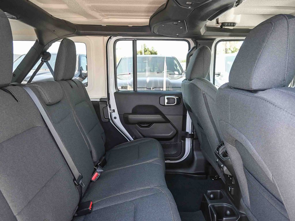 Thumbnail: 2025 Jeep Wrangler - 12