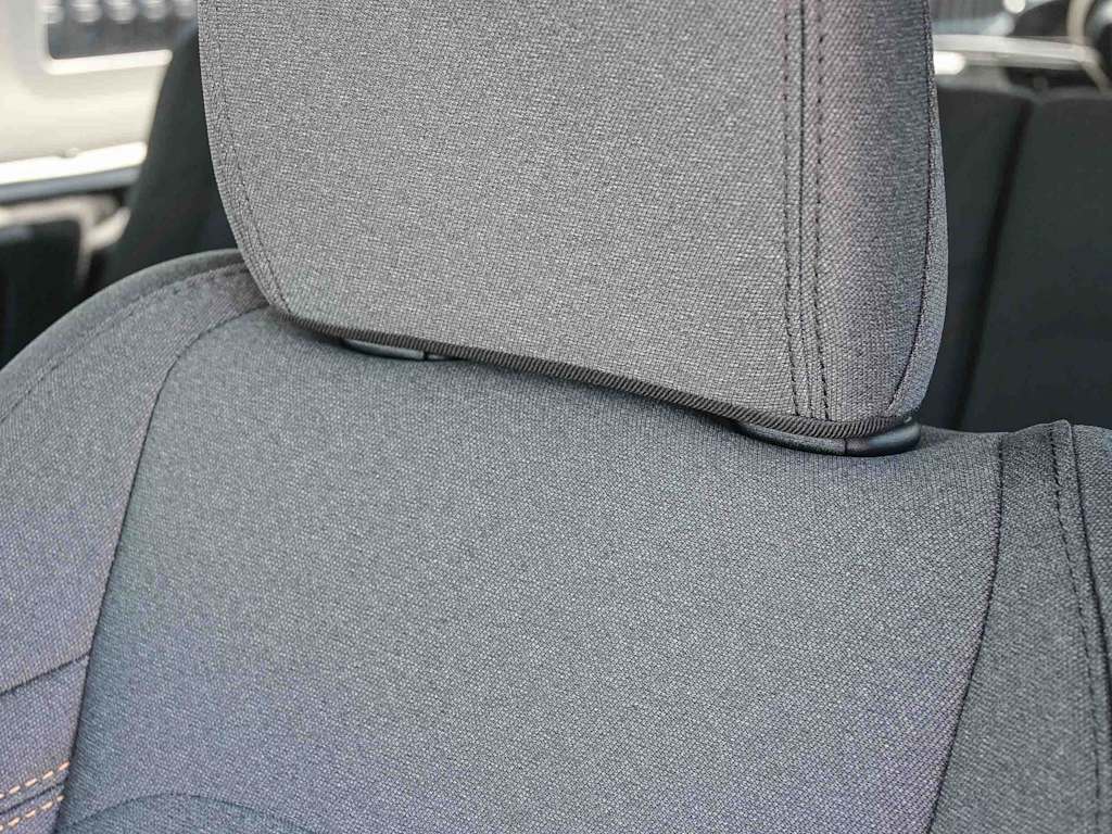 Thumbnail: 2025 Jeep Wrangler - 35