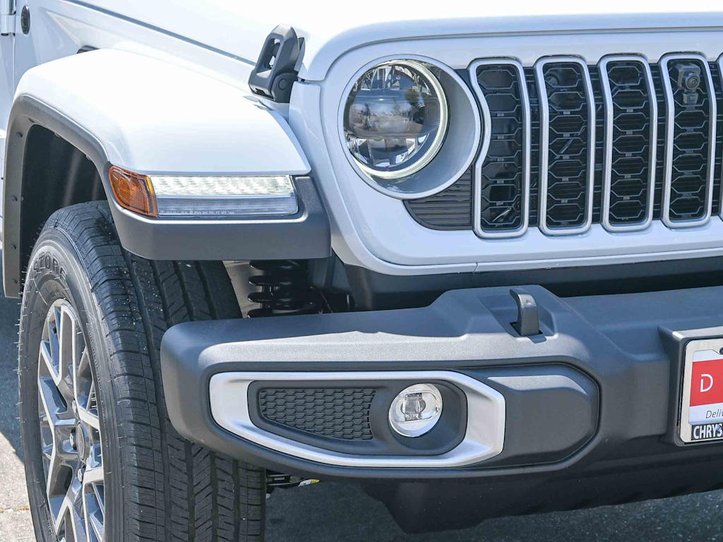 Thumbnail: 2025 Jeep Wrangler - 24