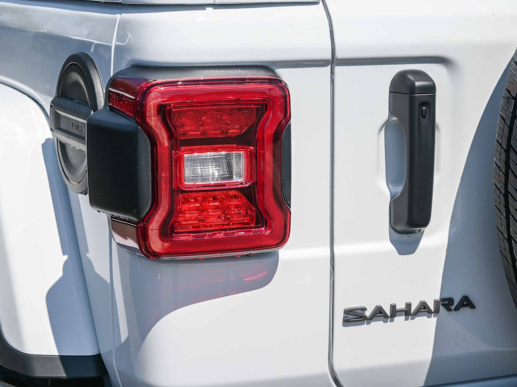 Thumbnail: 2025 Jeep Wrangler - 22