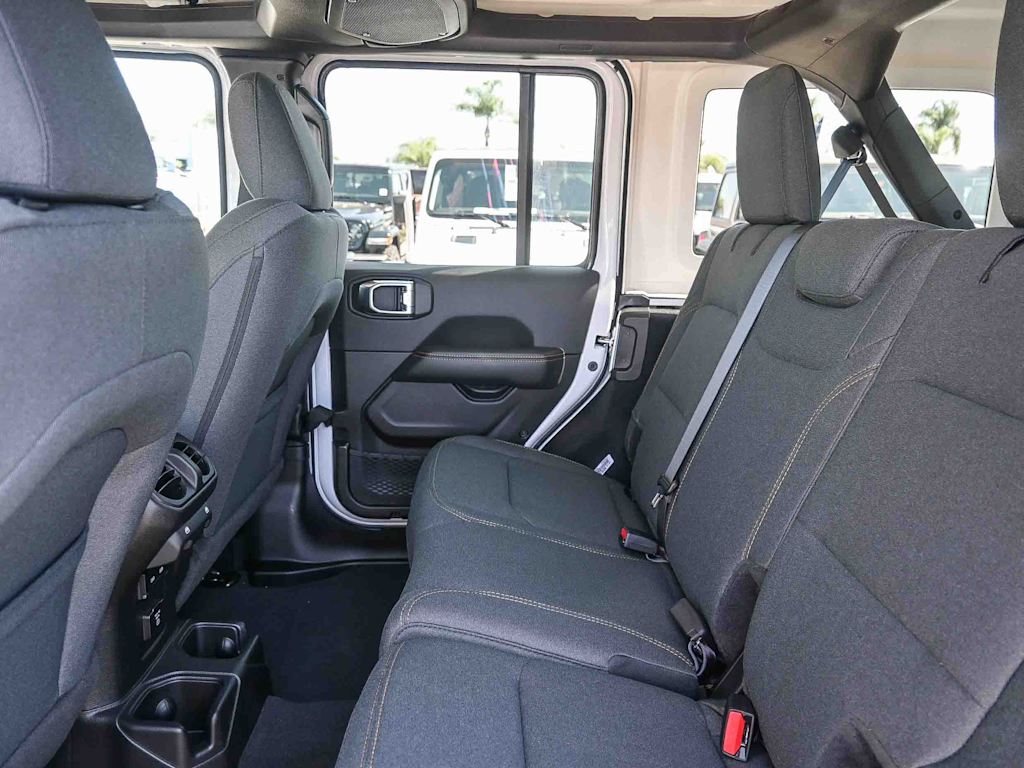 Thumbnail: 2025 Jeep Wrangler - 27