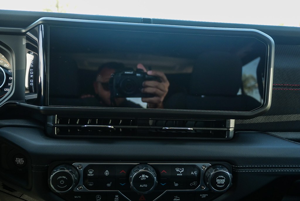 Thumbnail: 2026 Jeep Wrangler - 14