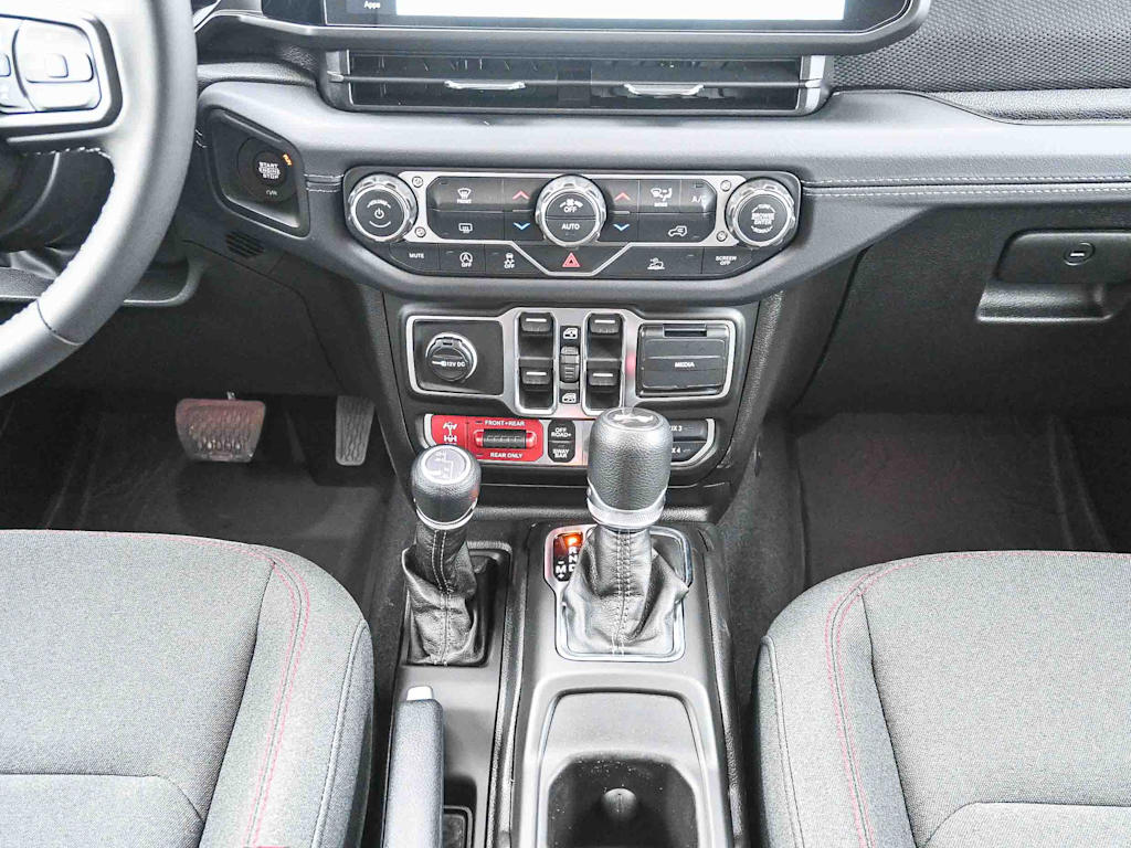 Thumbnail: 2026 Jeep Wrangler - 30