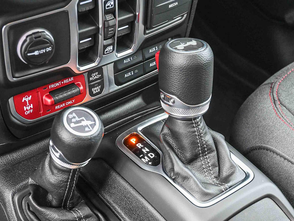 Thumbnail: 2026 Jeep Wrangler - 28