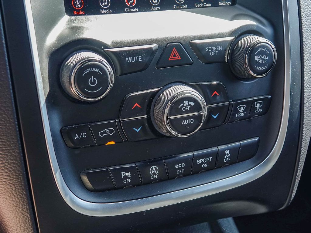 Thumbnail: 2019 Dodge Durango - 23