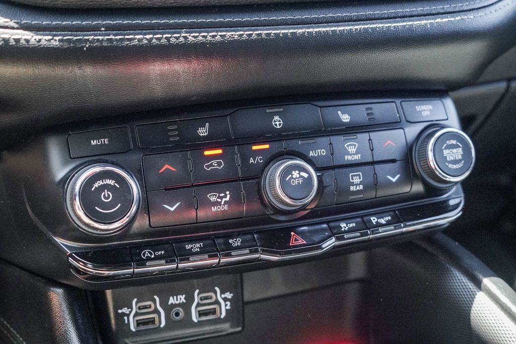 Thumbnail: 2022 Dodge Durango - 25