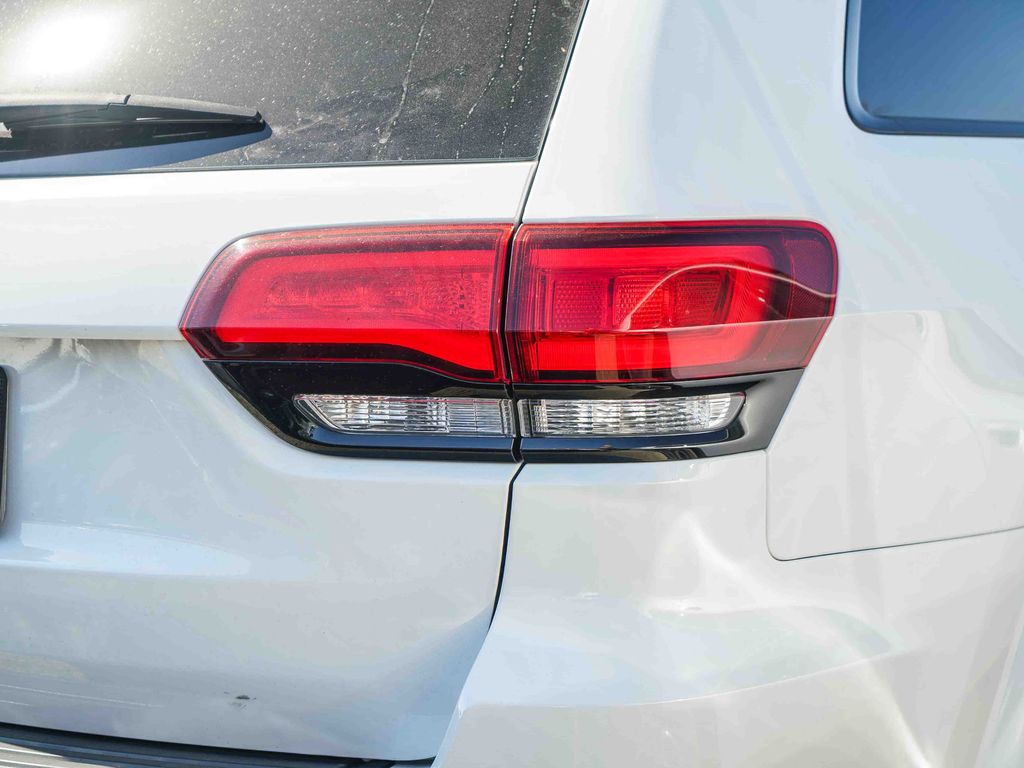 Thumbnail: 2021 Jeep Grand Cherokee - 13