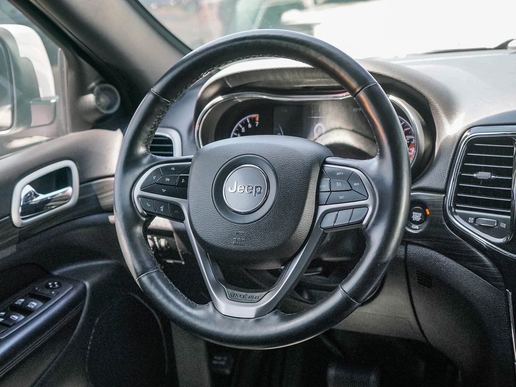 Thumbnail: 2021 Jeep Grand Cherokee - 8
