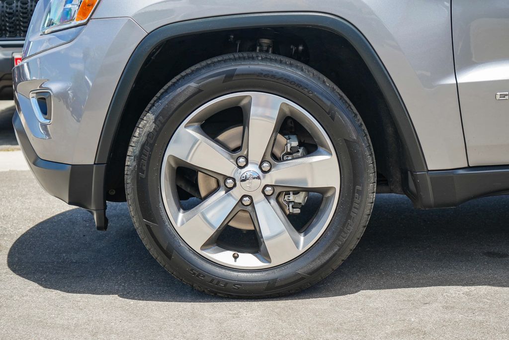 Thumbnail: 2016 Jeep Grand Cherokee - 6