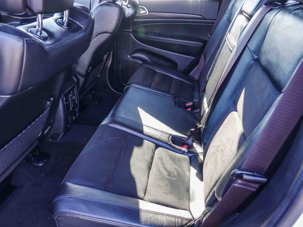 Thumbnail: 2022 Jeep Grand Cherokee - 12