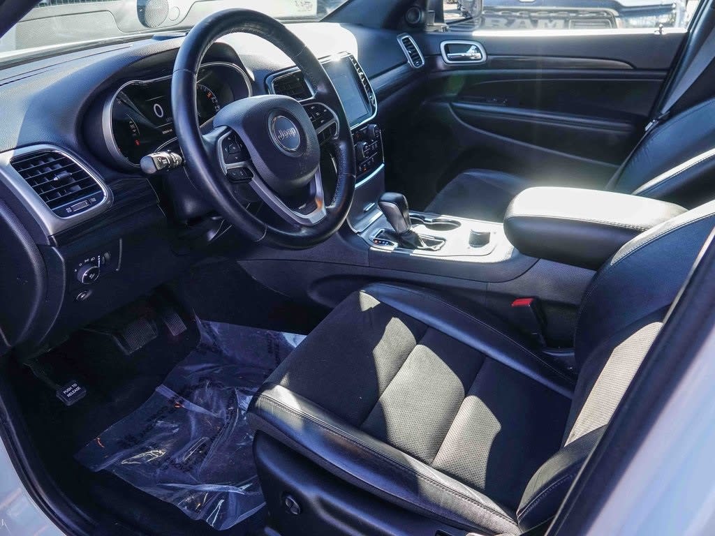 Thumbnail: 2022 Jeep Grand Cherokee - 11