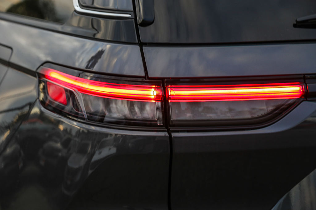 Thumbnail: 2025 Jeep Grand Cherokee - 20