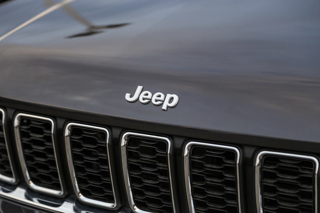 Thumbnail: 2025 Jeep Grand Cherokee - 6