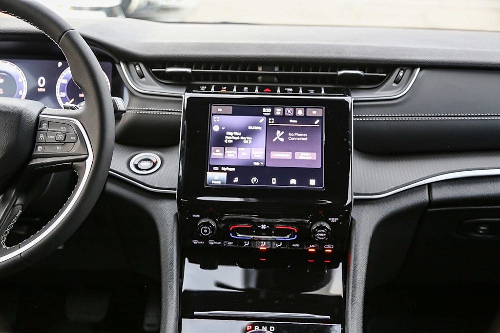 Thumbnail: 2025 Jeep Grand Cherokee - 9