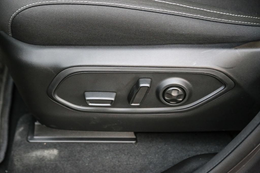 Thumbnail: 2025 Jeep Grand Cherokee - 24