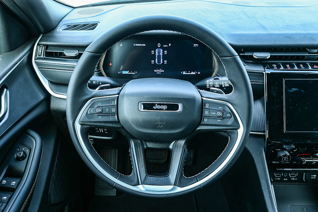 Thumbnail: 2025 Jeep Grand Cherokee - 9