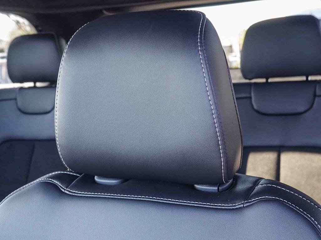 Thumbnail: 2025 Jeep Grand Cherokee - 27