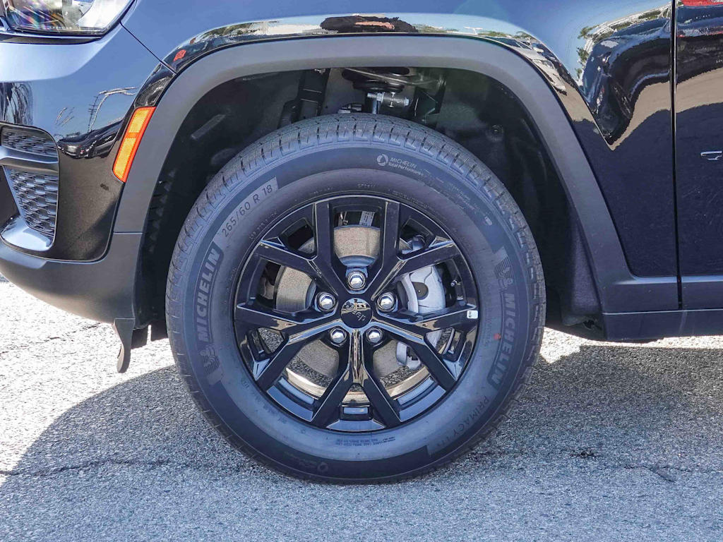 Thumbnail: 2025 Jeep Grand Cherokee - 7