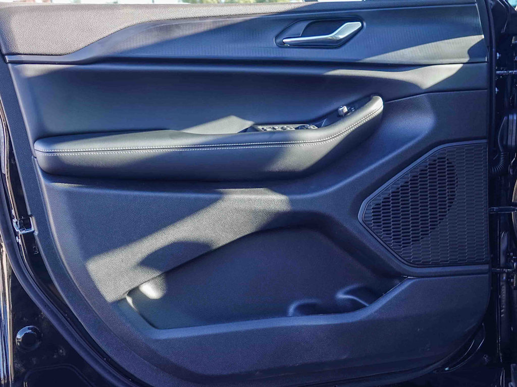 Thumbnail: 2025 Jeep Grand Cherokee - 23