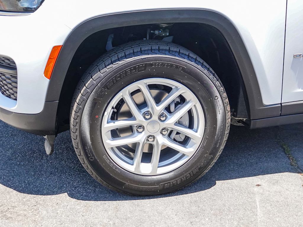Thumbnail: 2026 Jeep Grand Cherokee - 7