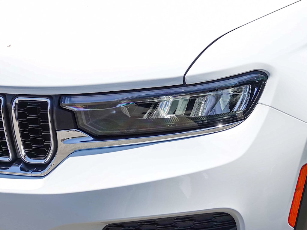 Thumbnail: 2026 Jeep Grand Cherokee - 19
