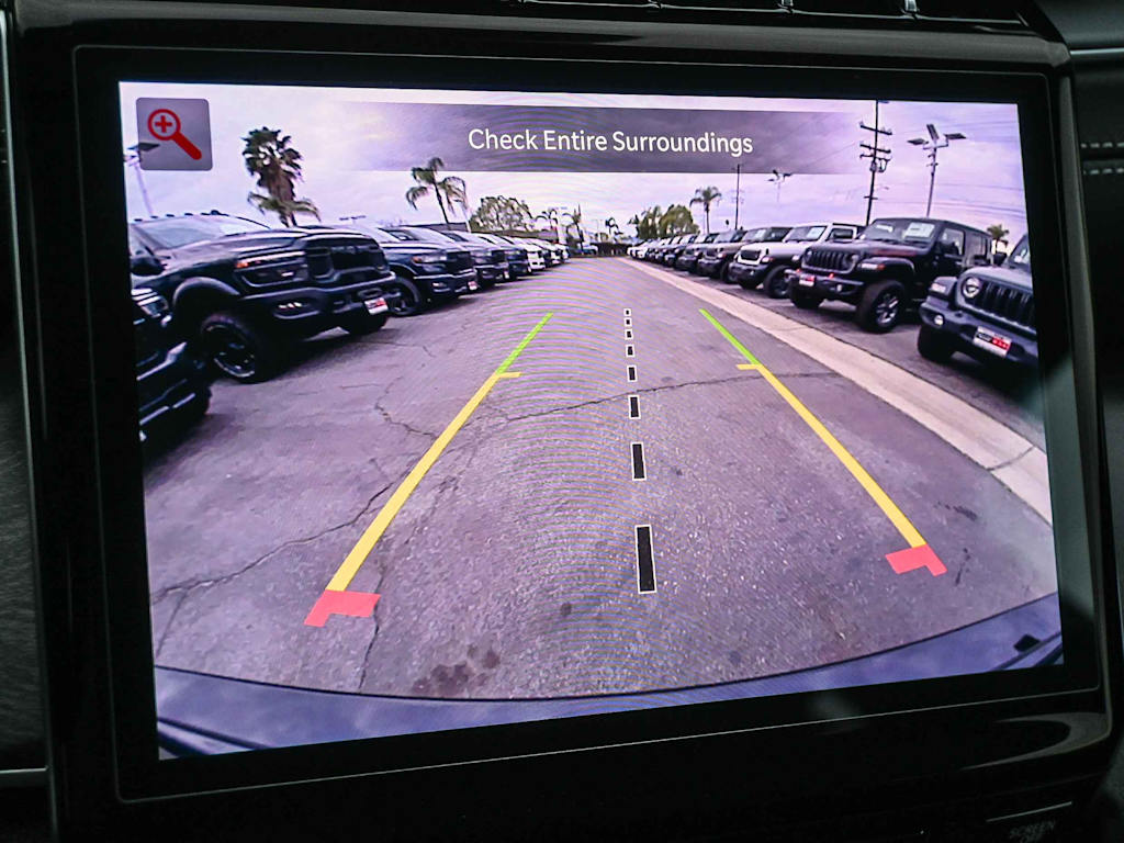 Thumbnail: 2025 Jeep Grand Cherokee - 38