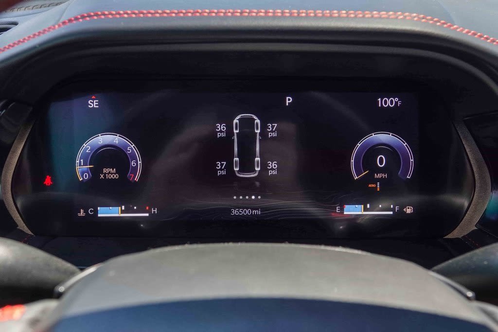 Thumbnail: 2022 Jeep Grand Cherokee - 14