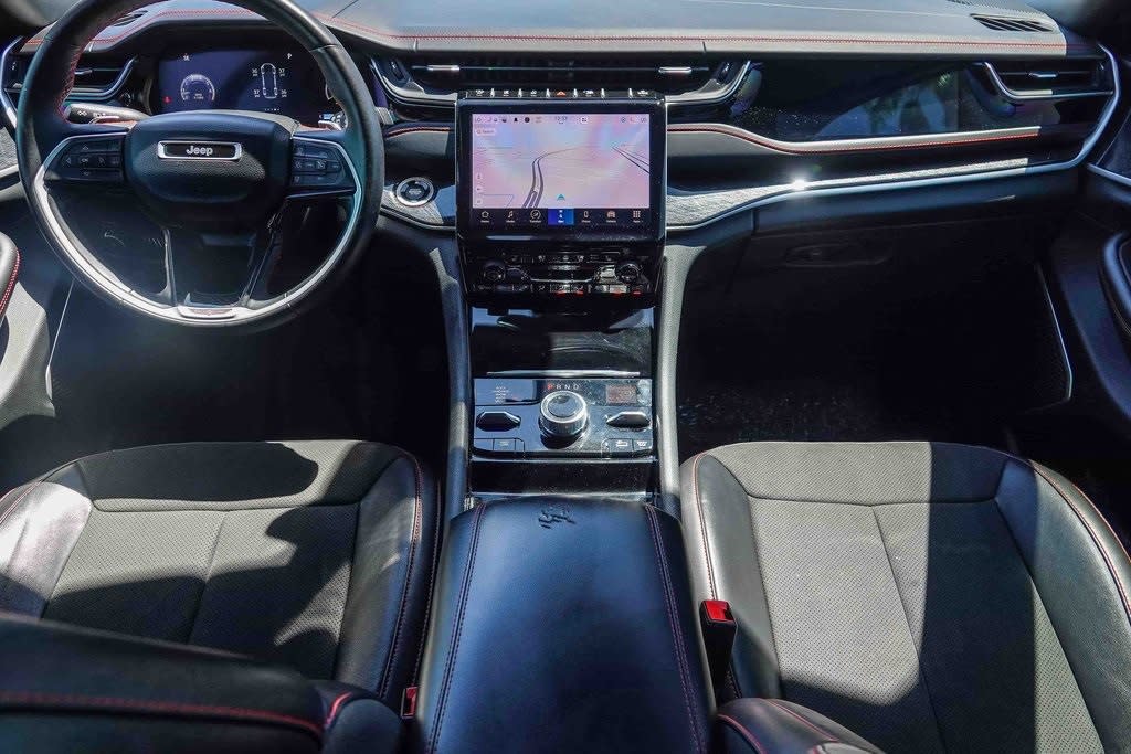 Thumbnail: 2022 Jeep Grand Cherokee - 2