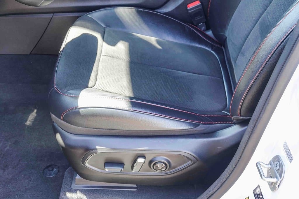 Thumbnail: 2022 Jeep Grand Cherokee - 24