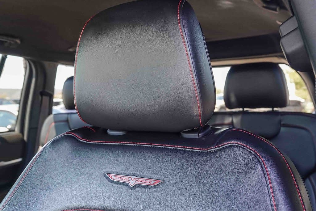 Thumbnail: 2022 Jeep Grand Cherokee - 27