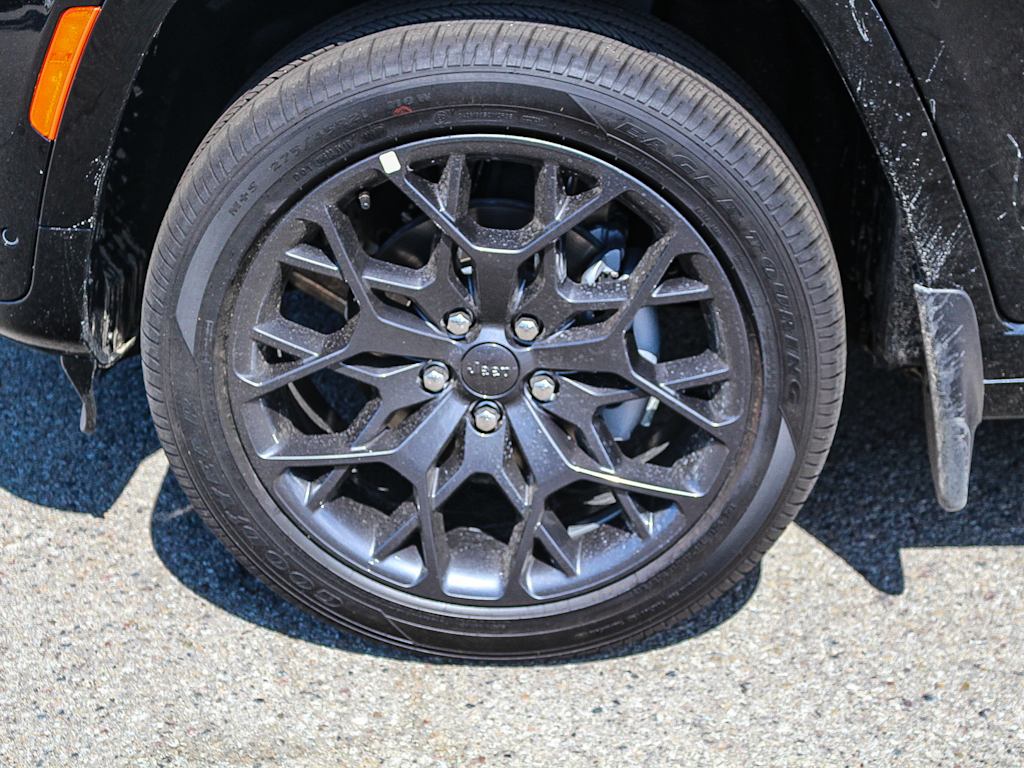 Thumbnail: 2026 Jeep Grand Cherokee - 20