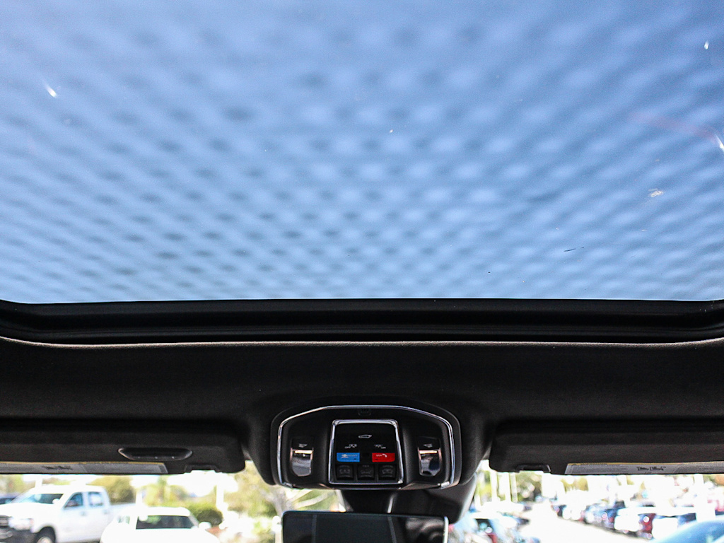 Thumbnail: 2026 Jeep Grand Cherokee - 22