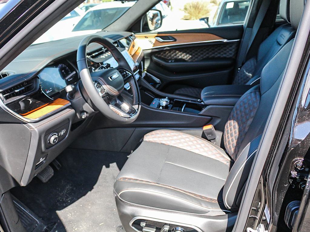 Thumbnail: 2026 Jeep Grand Cherokee - 11