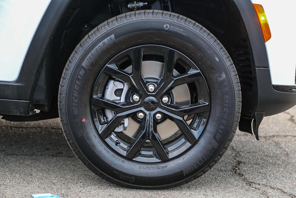 Thumbnail: 2025 Jeep Grand Cherokee L - 7