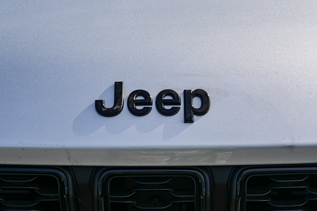 Thumbnail: 2025 Jeep Grand Cherokee L - 25